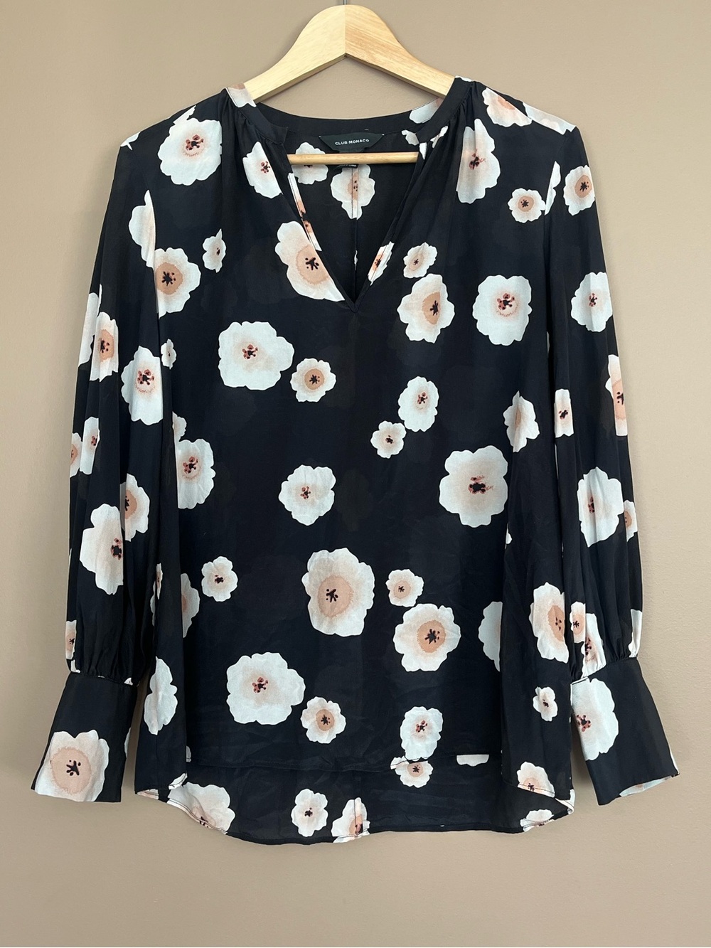 {Club Monaco} Floral Silk Long Sleeve Blouse in Black - Womens Medium